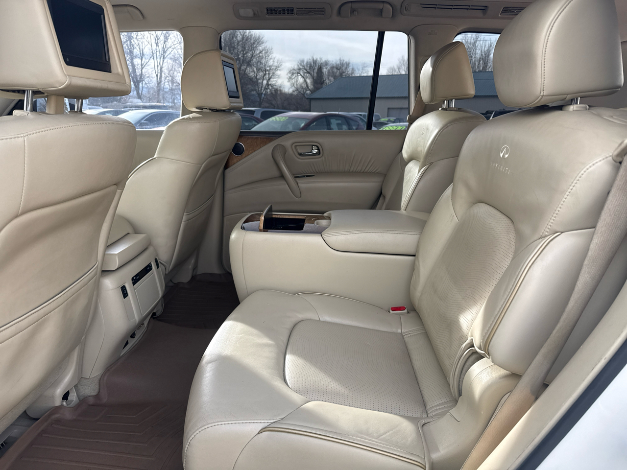 Infiniti QX80 4WD 2014