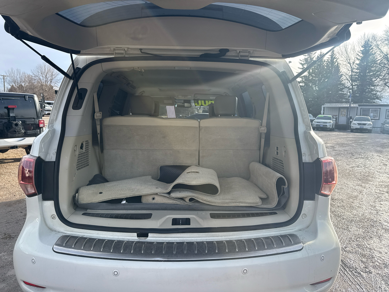 Infiniti QX80 4WD 2014