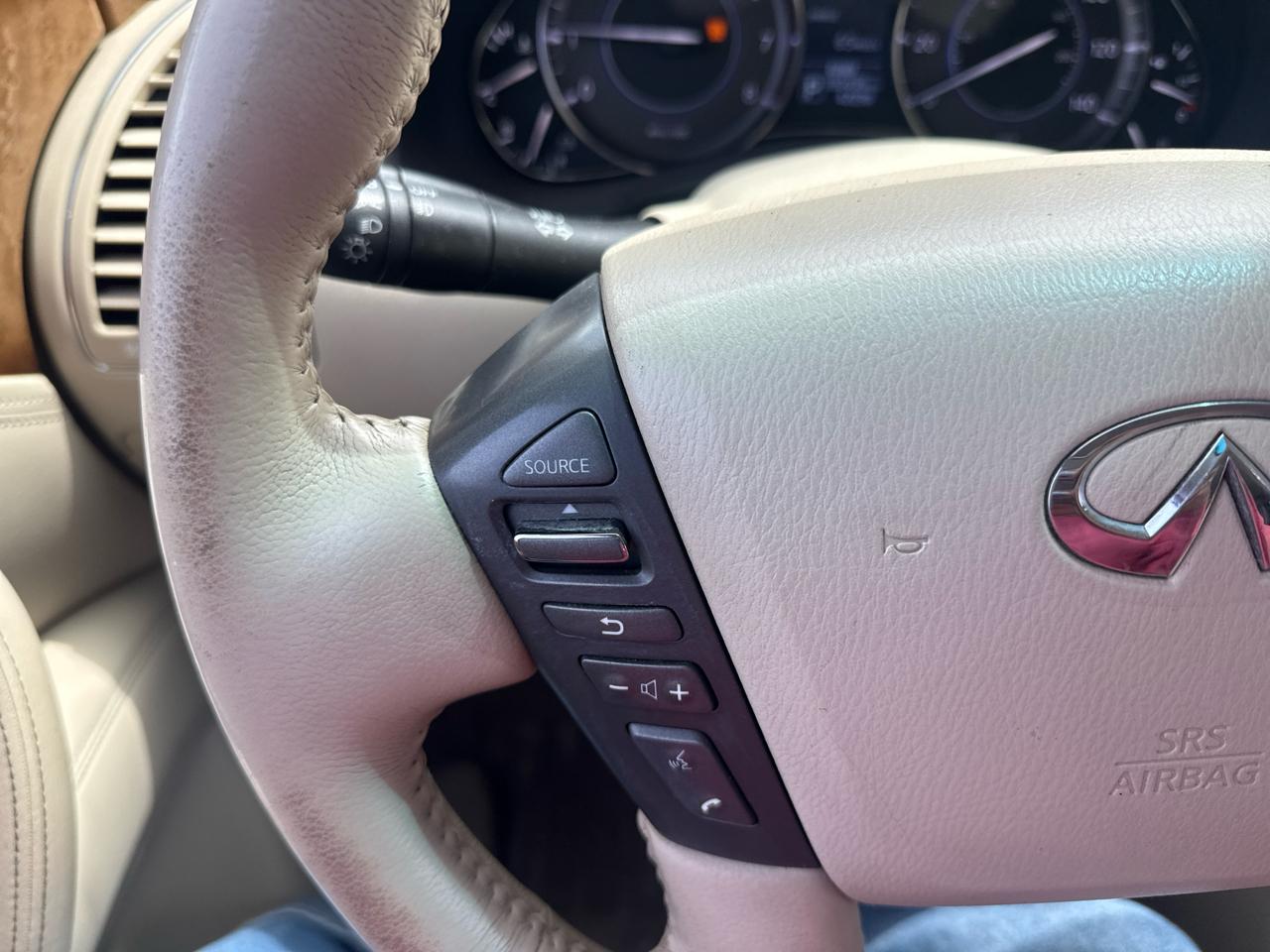 Infiniti QX80 4WD 2014
