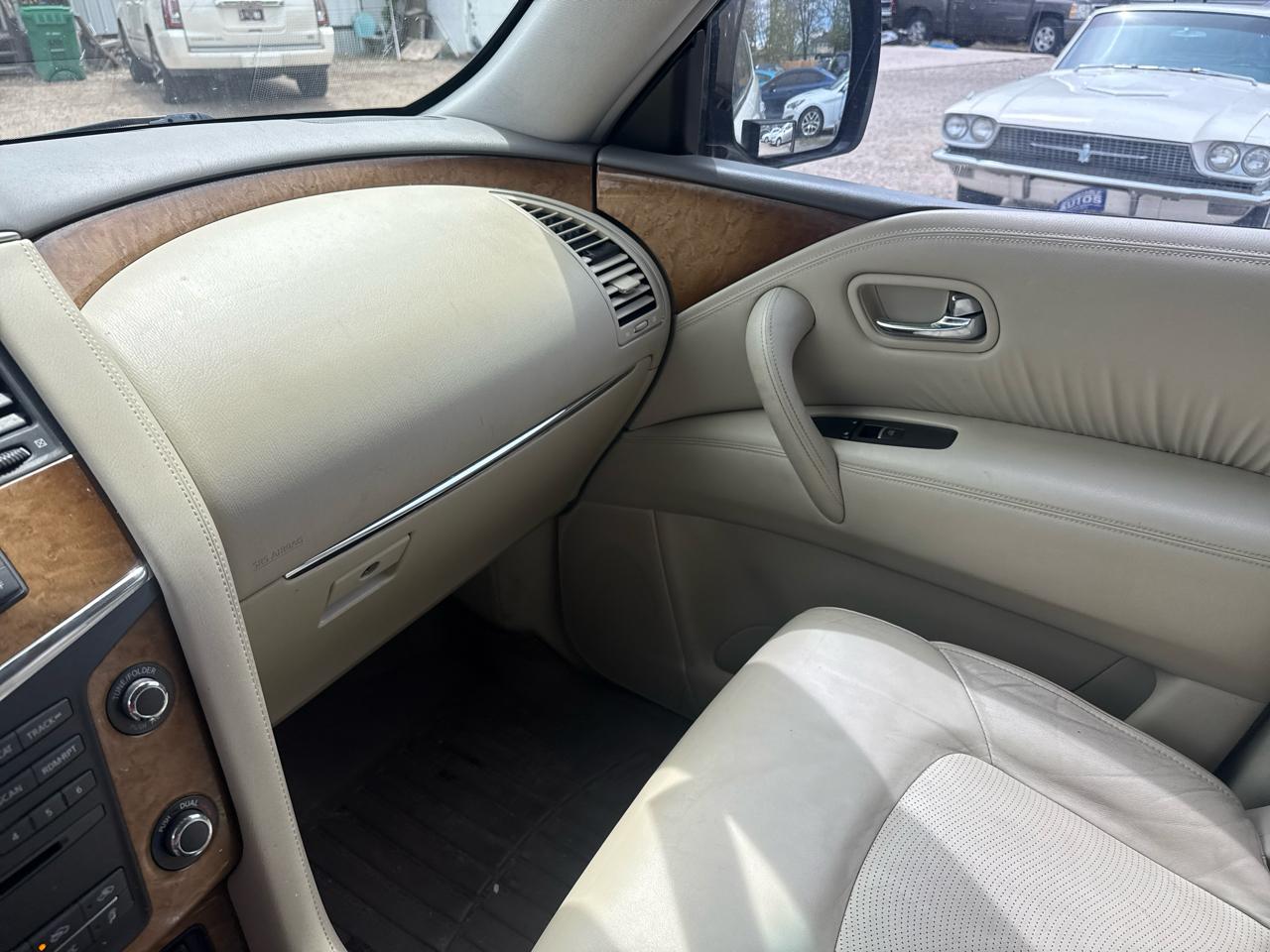 Infiniti QX80 4WD 2014