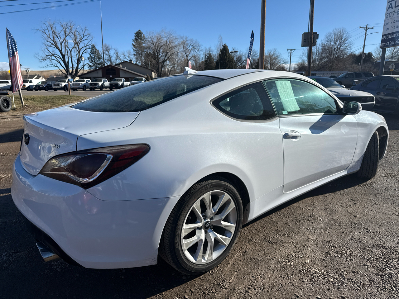 Hyundai Genesis Coupe 3.8 Ultimate 6MT 2015