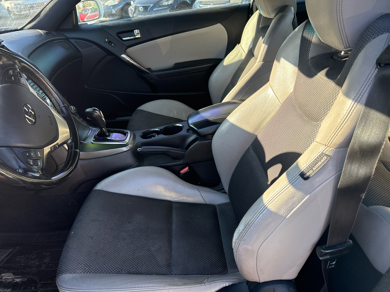 Hyundai Genesis Coupe 3.8 Ultimate 6MT 2015