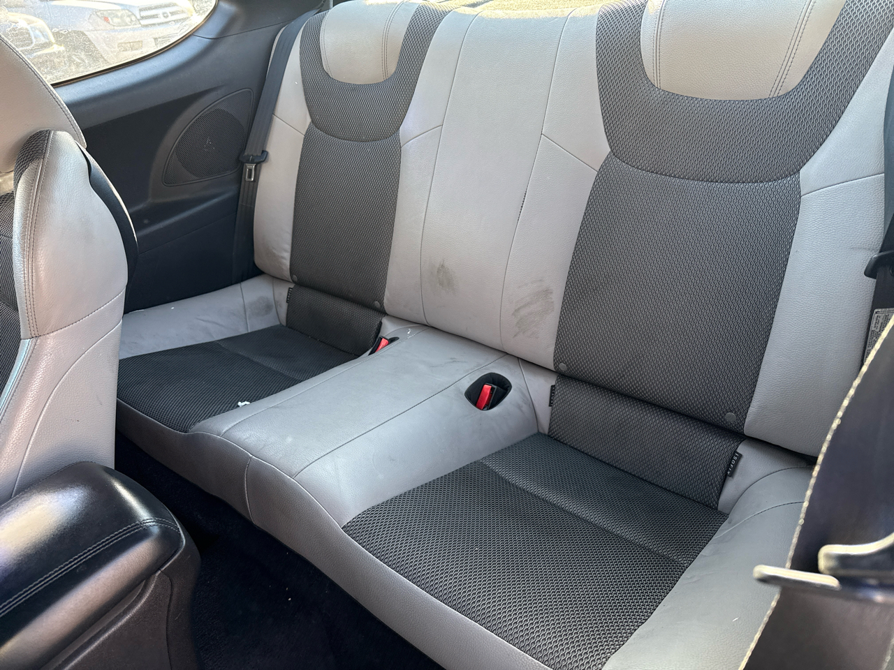 Hyundai Genesis Coupe 3.8 Ultimate 6MT 2015