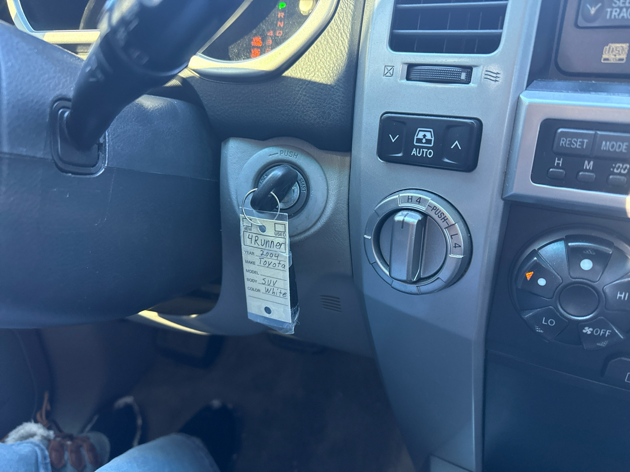 Toyota 4Runner Sport Edition 4WD 2004