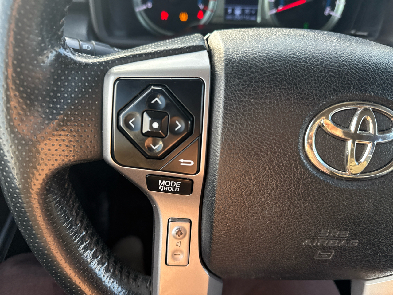Toyota 4Runner SR5 4WD 2015