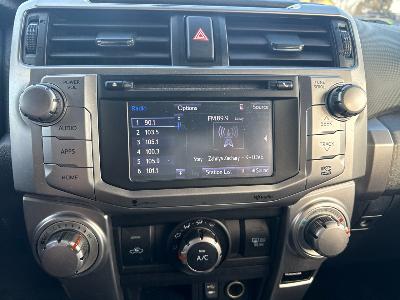 Toyota 4Runner SR5 4WD 2015