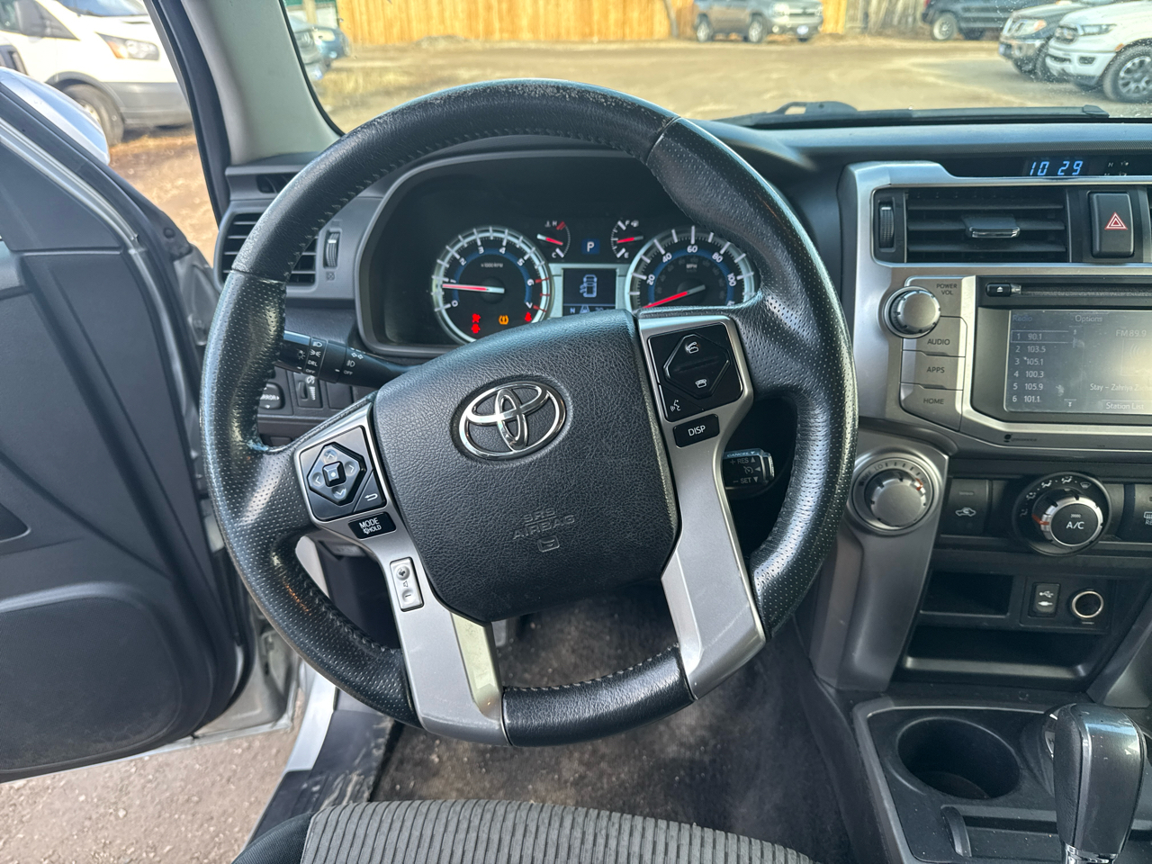 Toyota 4Runner SR5 4WD 2015