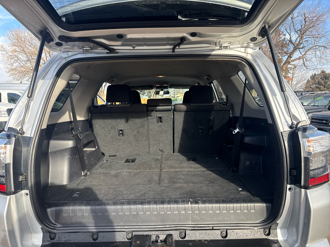 Toyota 4Runner SR5 4WD 2015