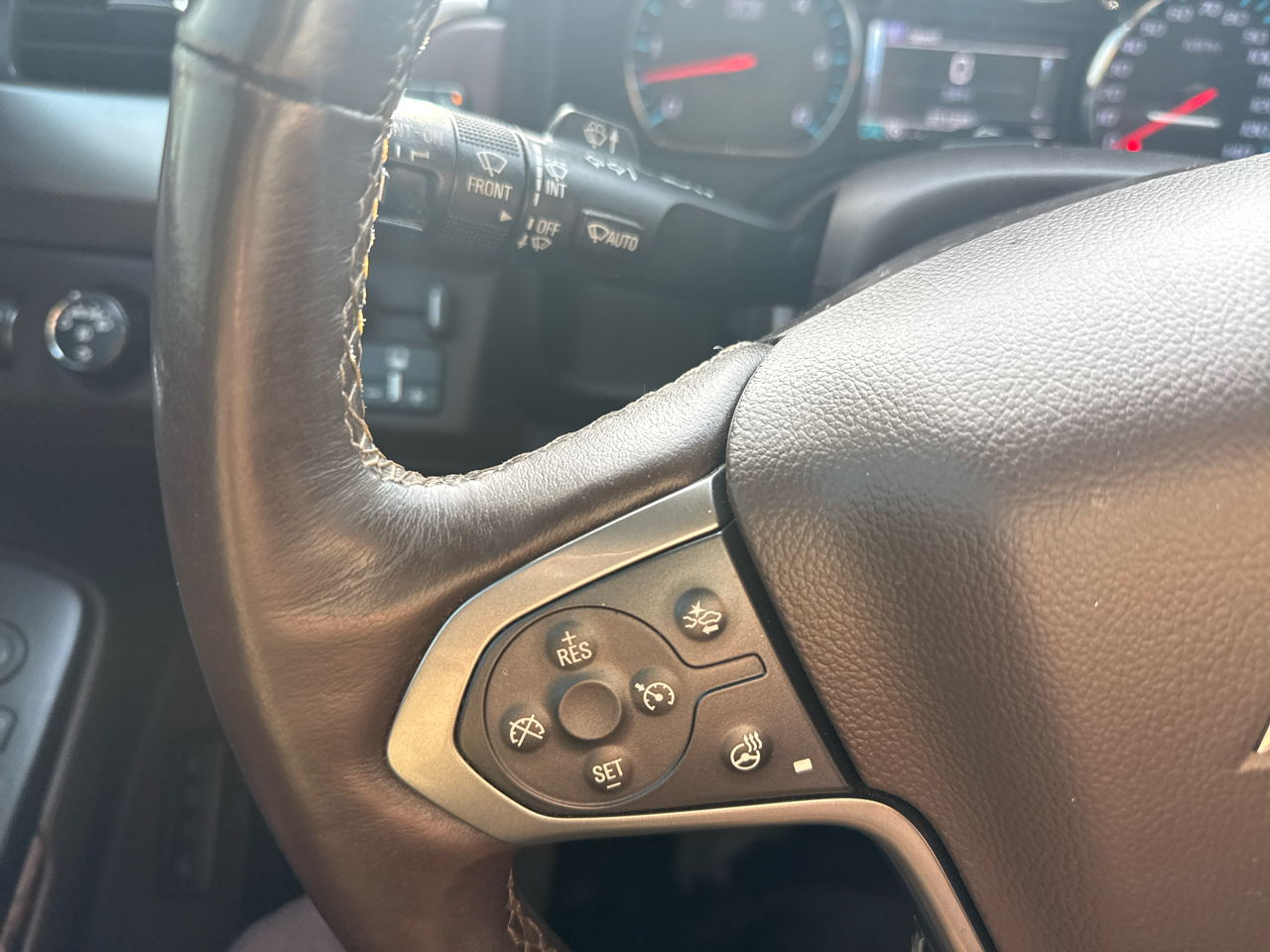 Chevrolet Tahoe LTZ 4WD 2015