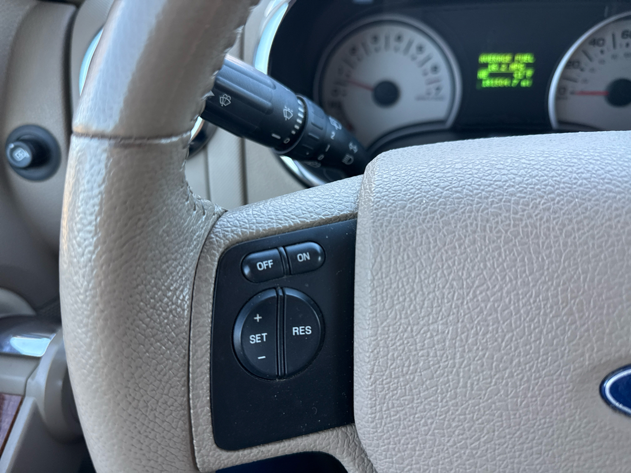 Ford Explorer Eddie Bauer 4.0L 4WD 2010