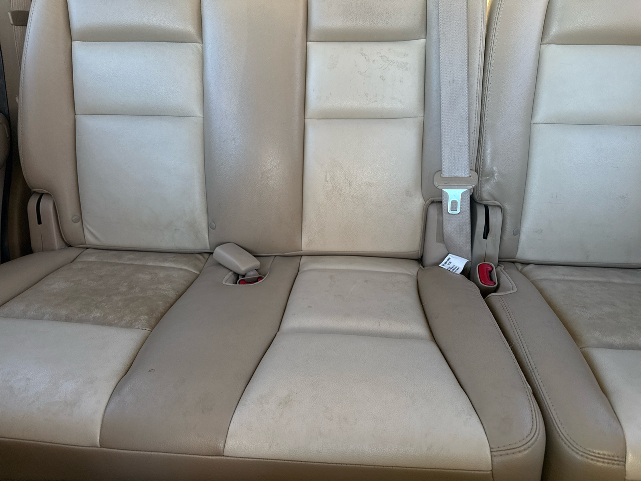 Ford Explorer Eddie Bauer 4.0L 4WD 2010