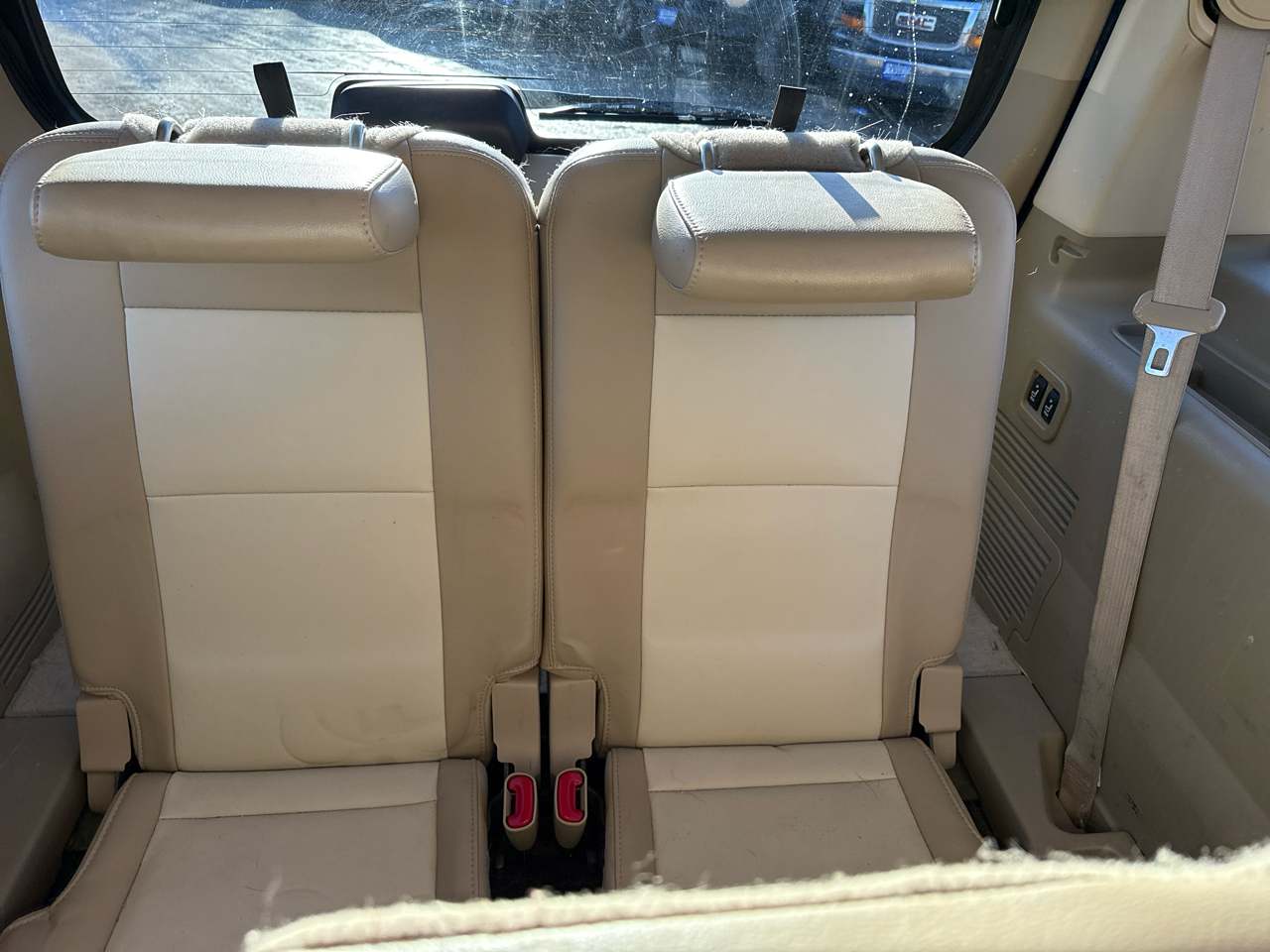 Ford Explorer Eddie Bauer 4.0L 4WD 2010