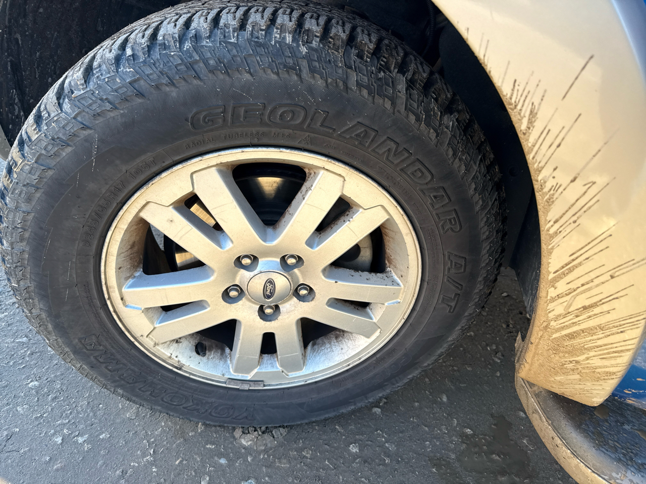 Ford Explorer Eddie Bauer 4.0L 4WD 2010