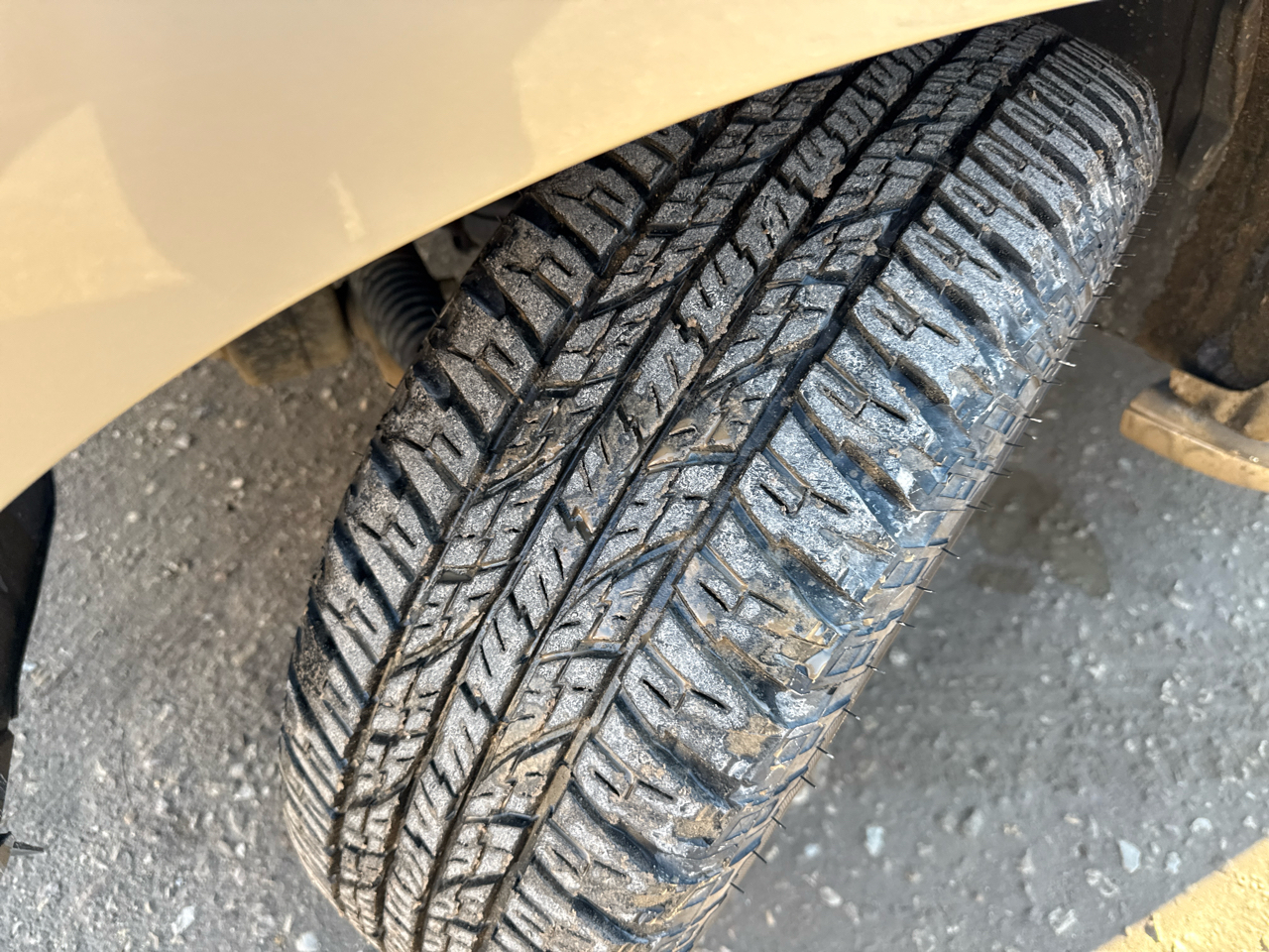 Ford Explorer Eddie Bauer 4.0L 4WD 2010