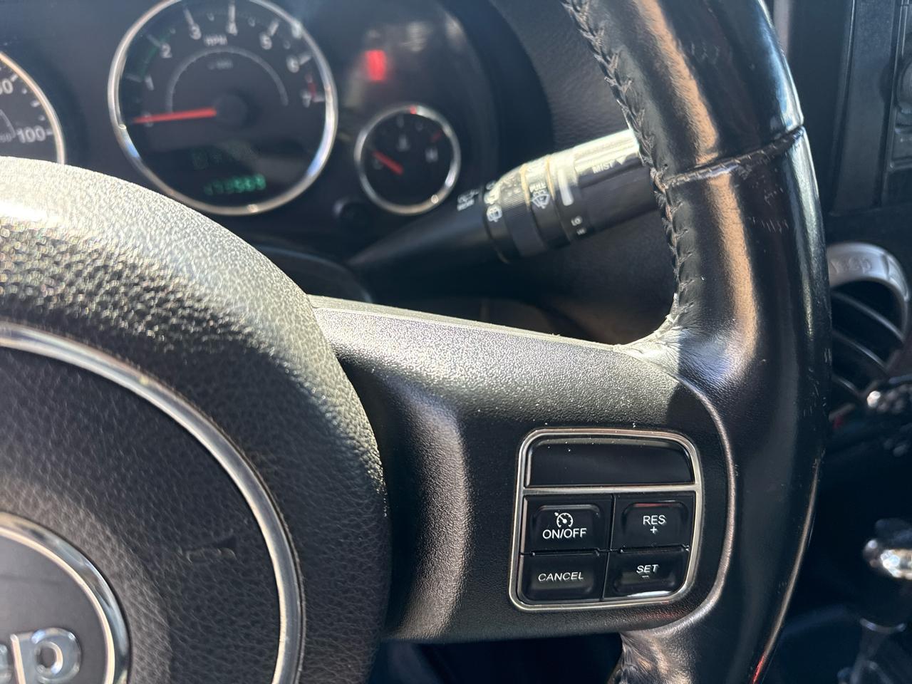 Jeep Wrangler Sport 4WD 2014