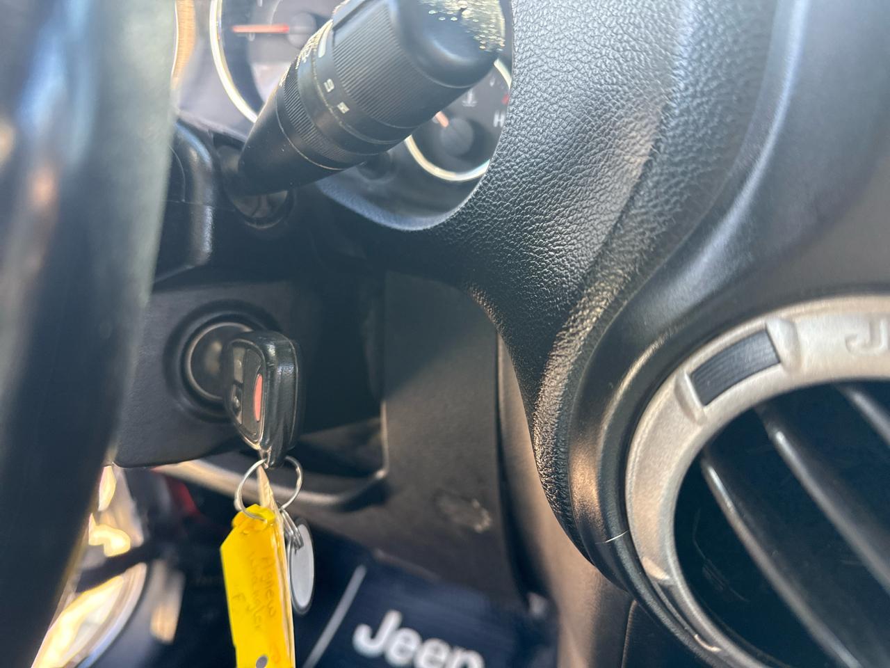 Jeep Wrangler Sport 4WD 2014