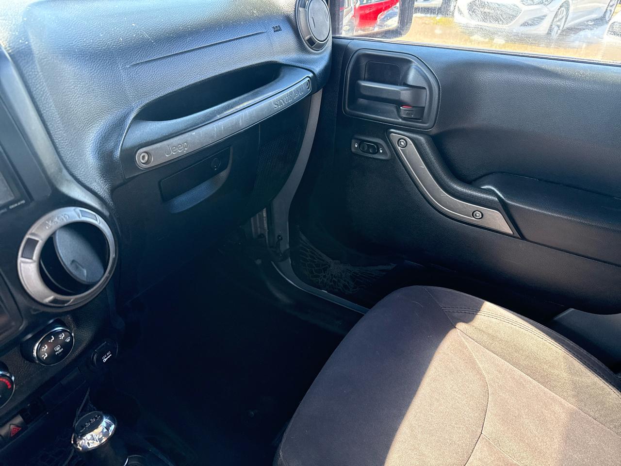 Jeep Wrangler Sport 4WD 2014