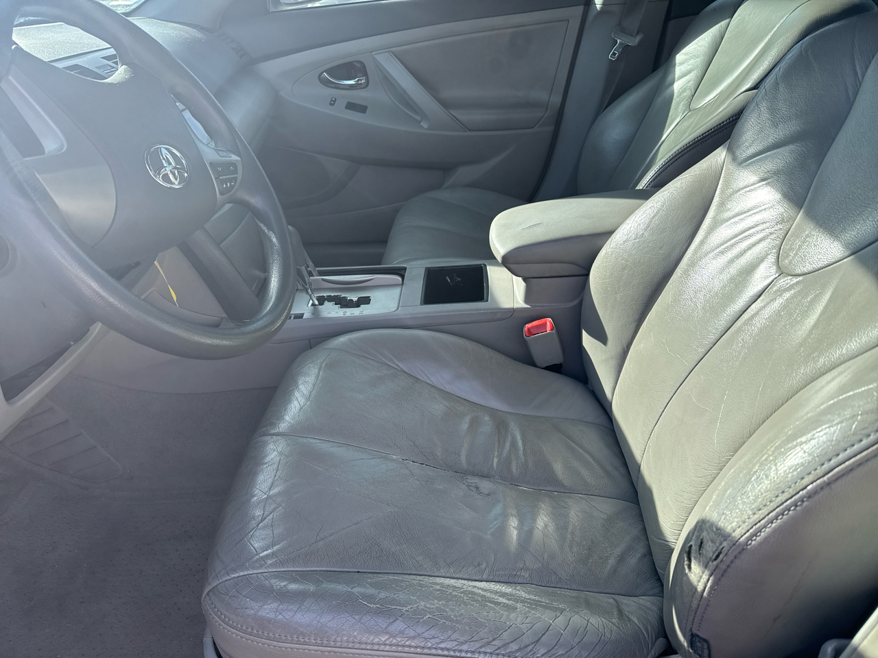 Toyota Camry LE 5-Spd AT 2008