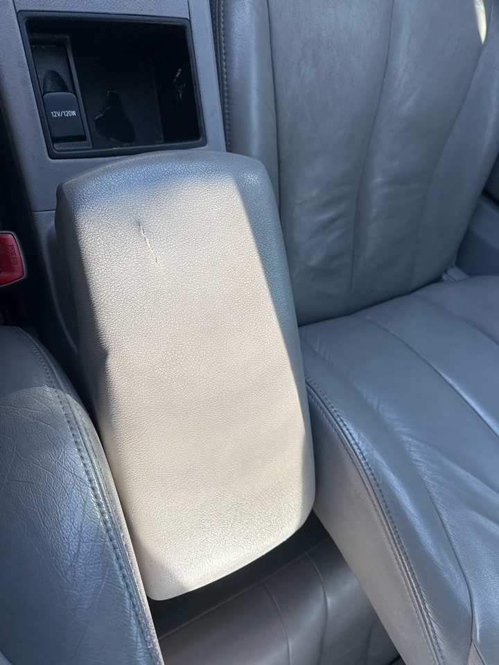 Toyota Camry LE 5-Spd AT 2008