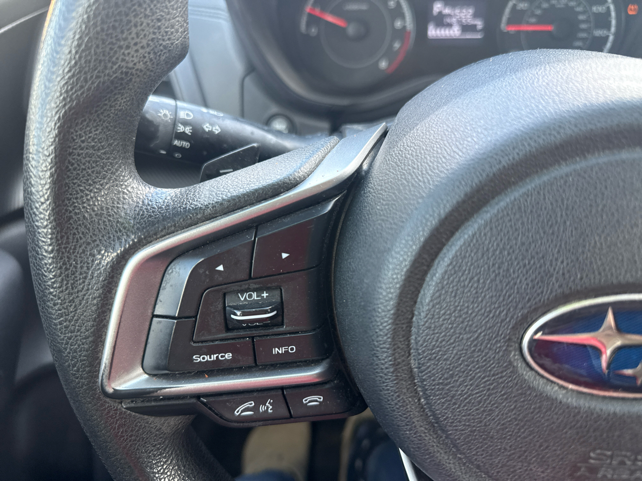 Subaru Impreza 2.0i Premium CVT 5-Door 2017