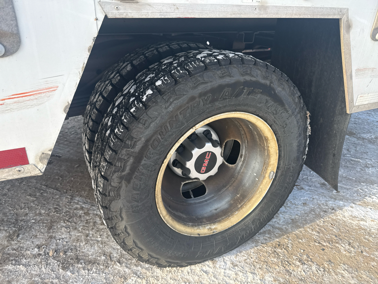 GMC Savana G3500 177 in. 2017