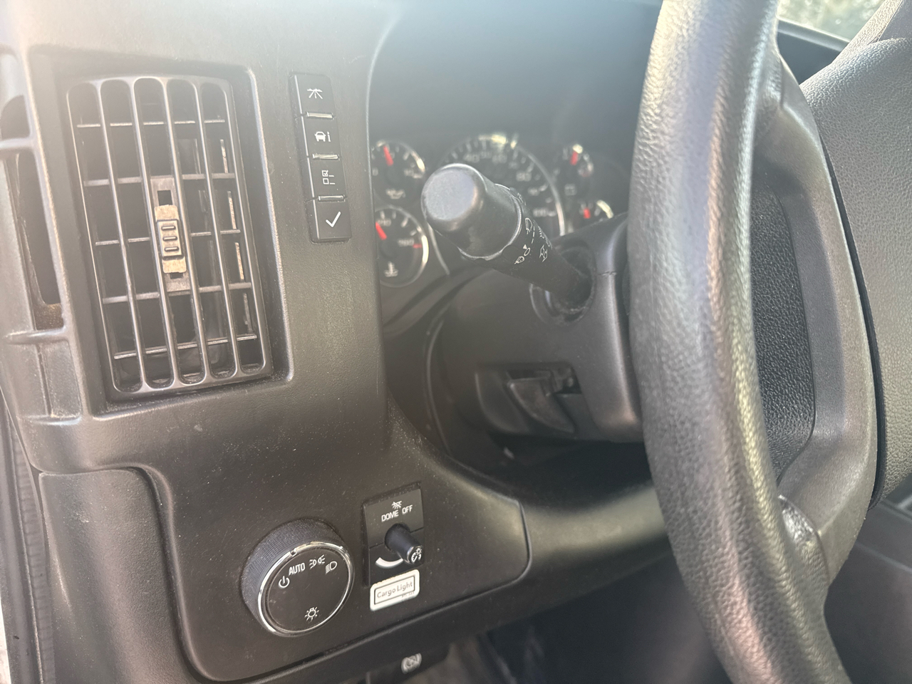 GMC Savana G3500 177 in. 2017