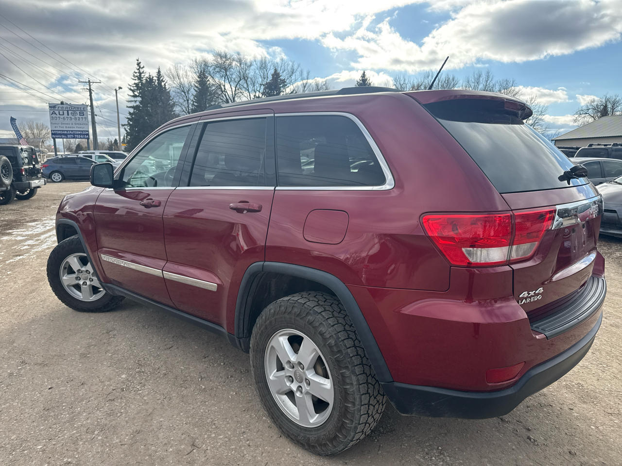 Jeep Grand Cherokee Laredo 4WD 2012