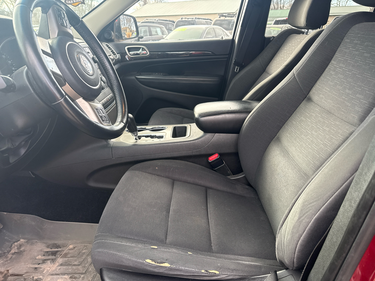 Jeep Grand Cherokee Laredo 4WD 2012