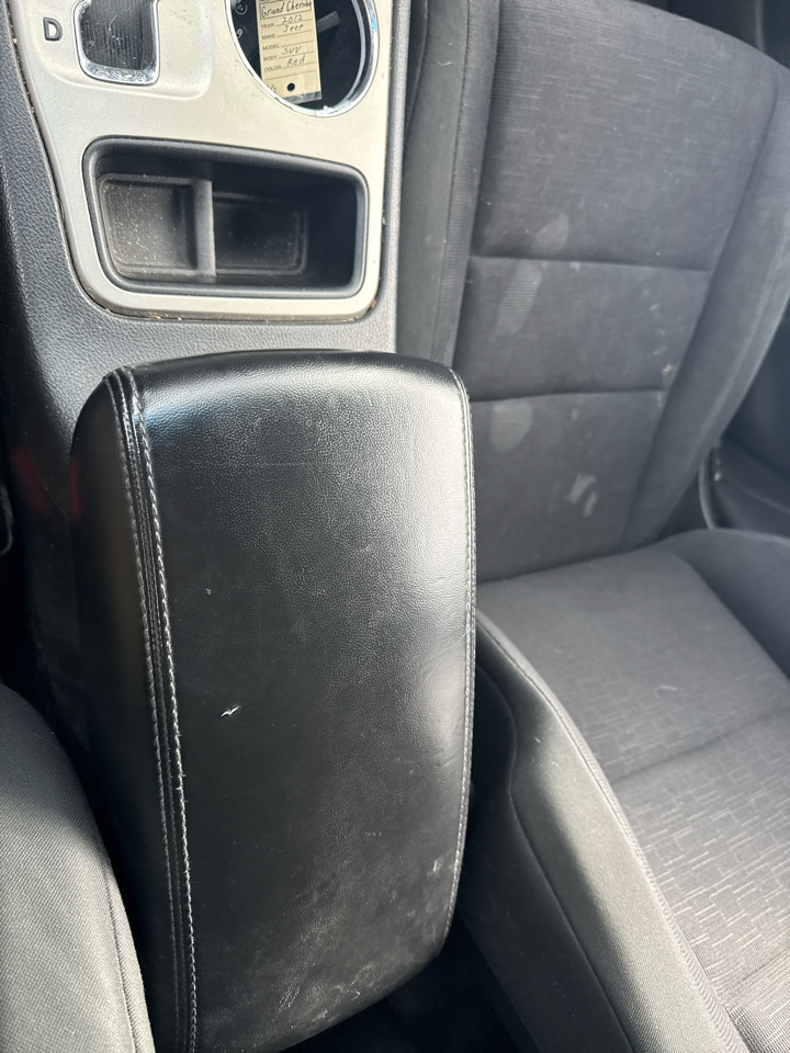 Jeep Grand Cherokee Laredo 4WD 2012