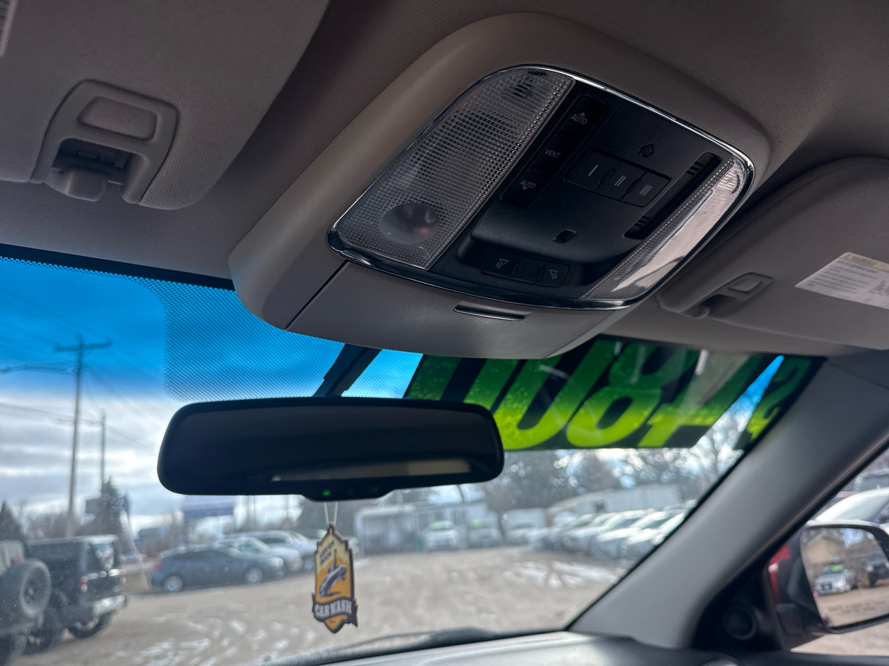 Jeep Grand Cherokee Laredo 4WD 2012