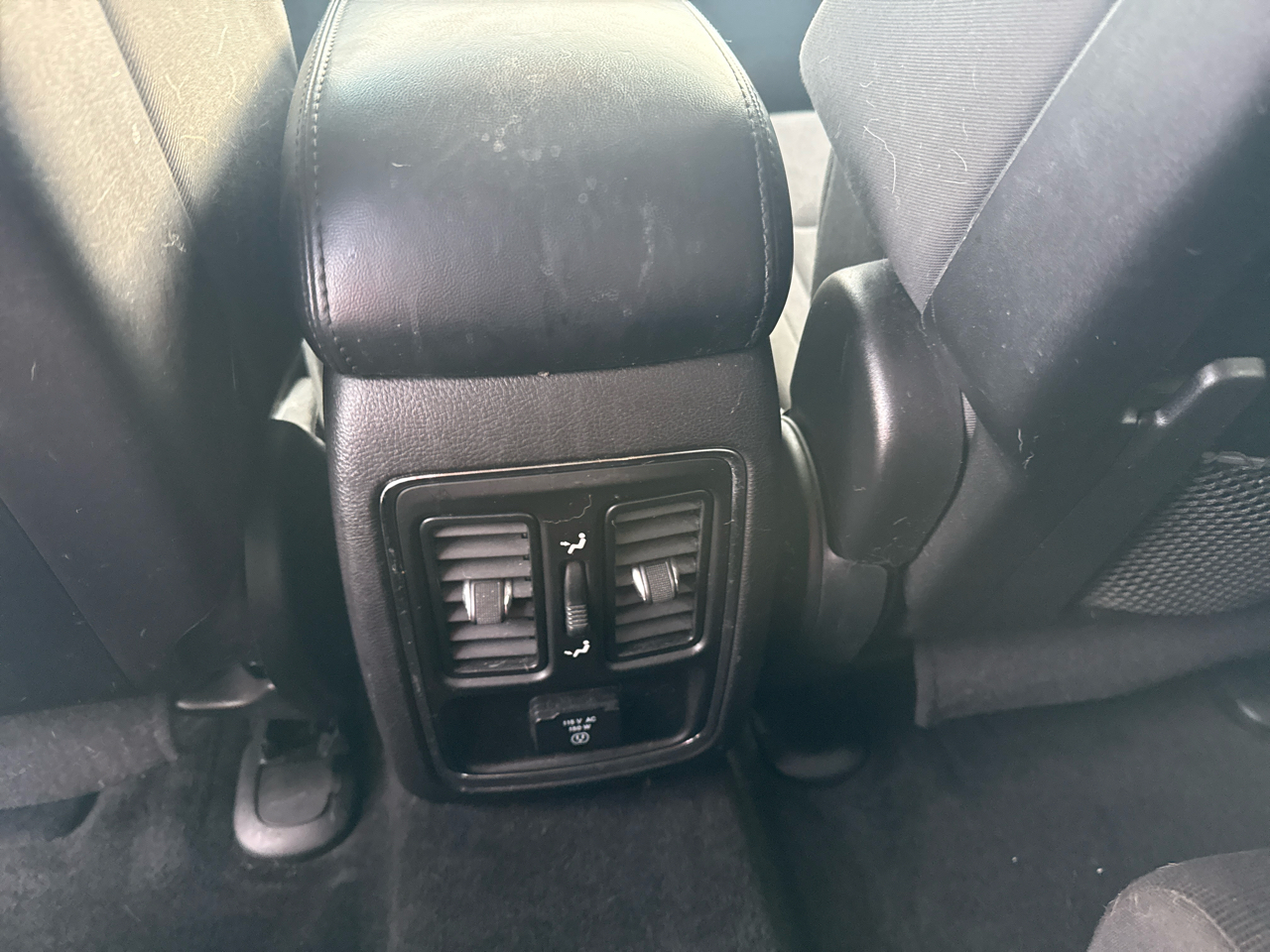 Jeep Grand Cherokee Laredo 4WD 2012