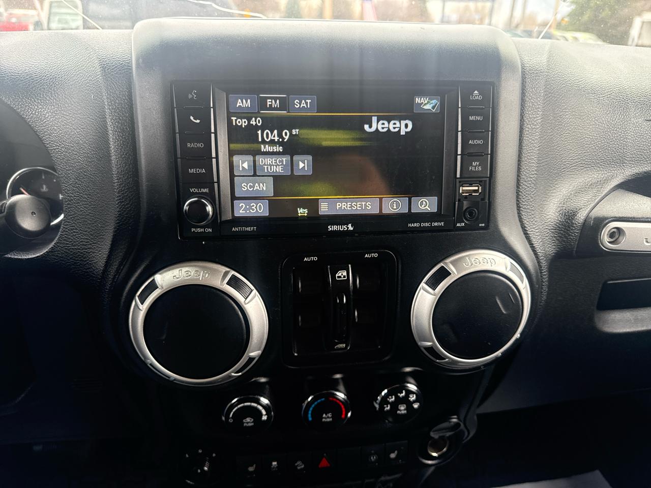 Jeep Wrangler Unlimited Sahara 4WD 2015