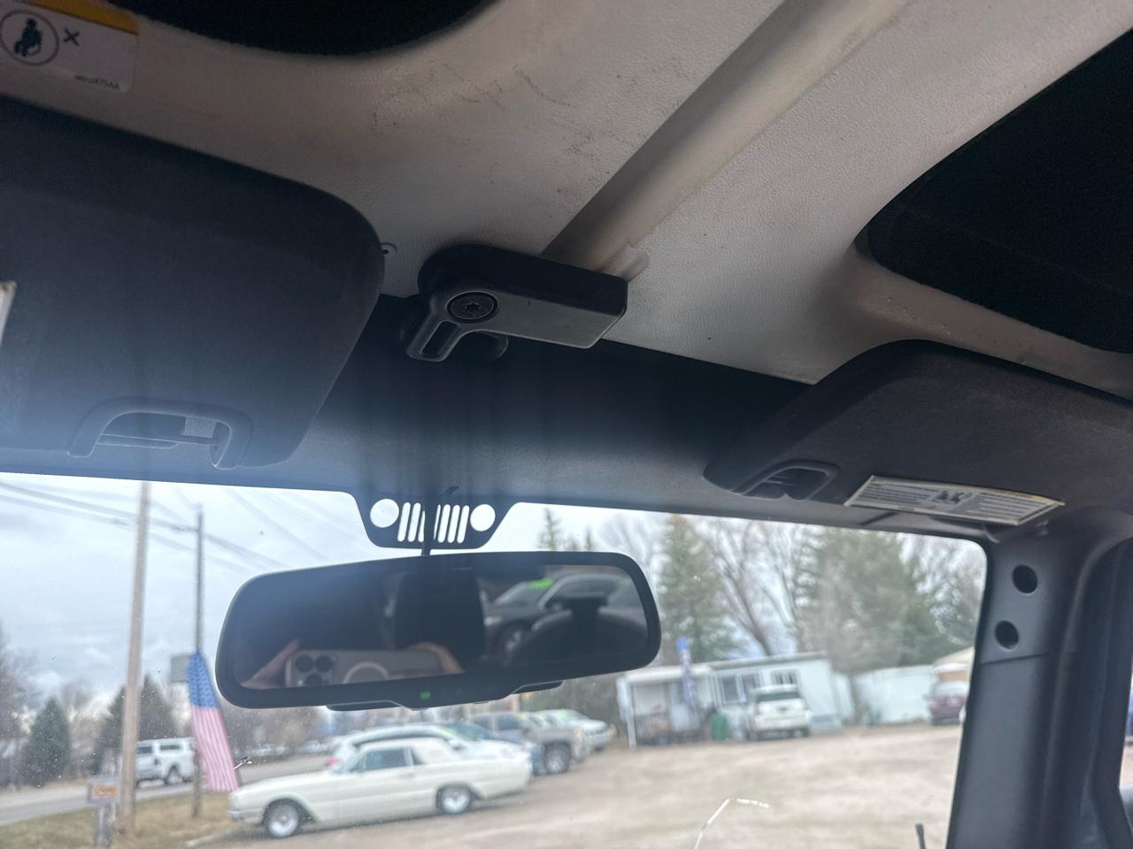 Jeep Wrangler Unlimited Sahara 4WD 2015