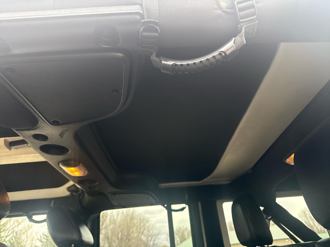 Jeep Wrangler Unlimited Sahara 4WD 2015