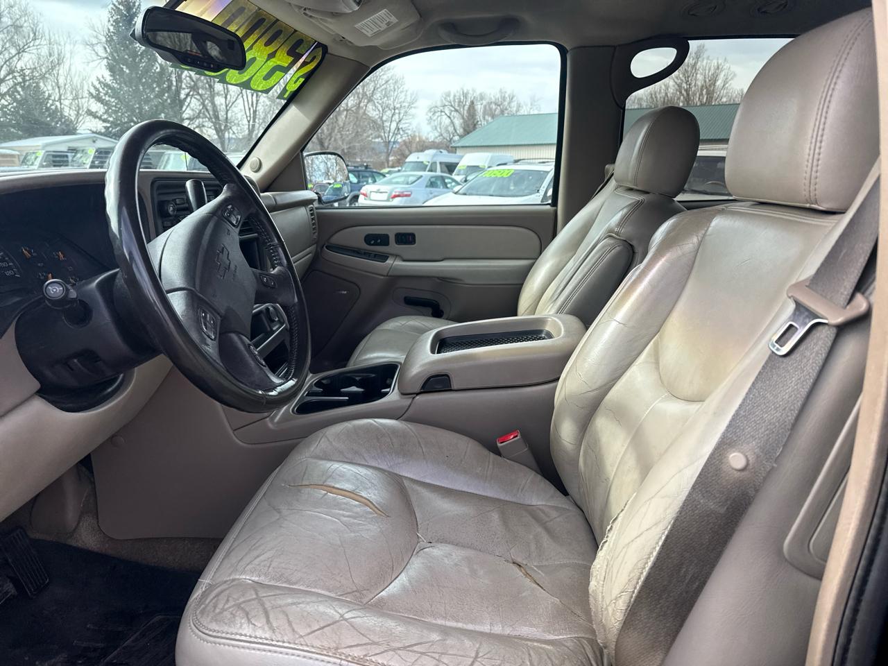 Chevrolet Suburban 1500 LTZ 4D SUV 4WD 2003