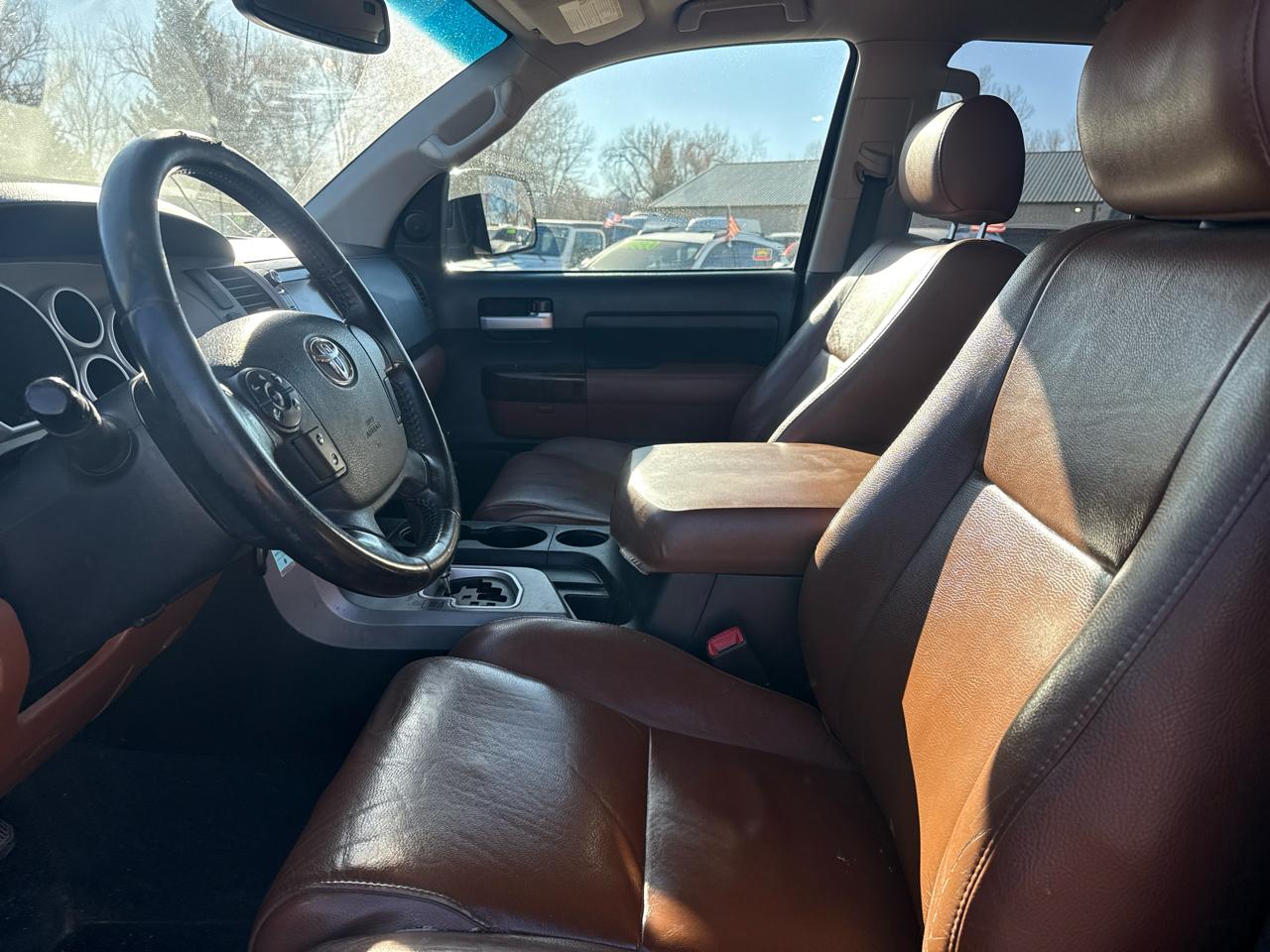 Toyota Tundra Limited 5.7L FFV Double Cab 4WD 2012