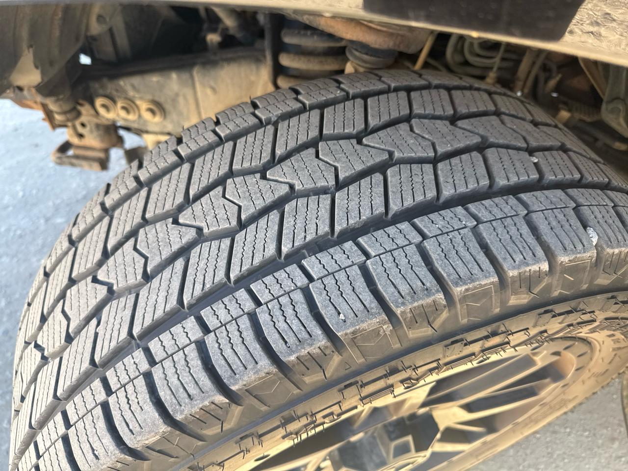 Toyota Tundra Limited 5.7L FFV Double Cab 4WD 2012