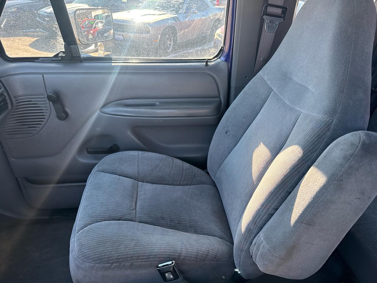 Ford F-250 HD XL SuperCab 4WD 1995