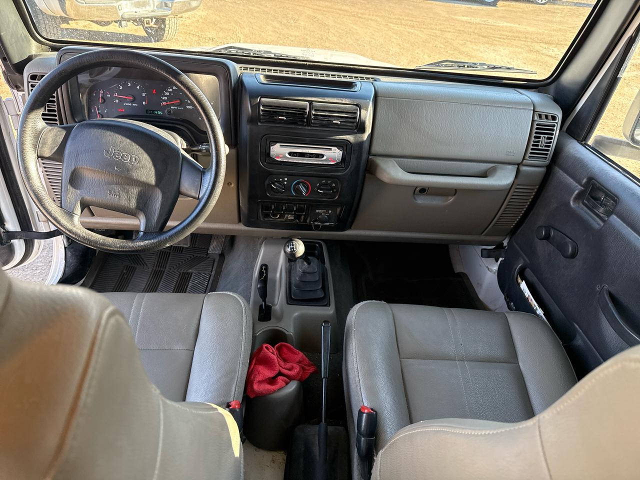 Jeep Wrangler SE 2003