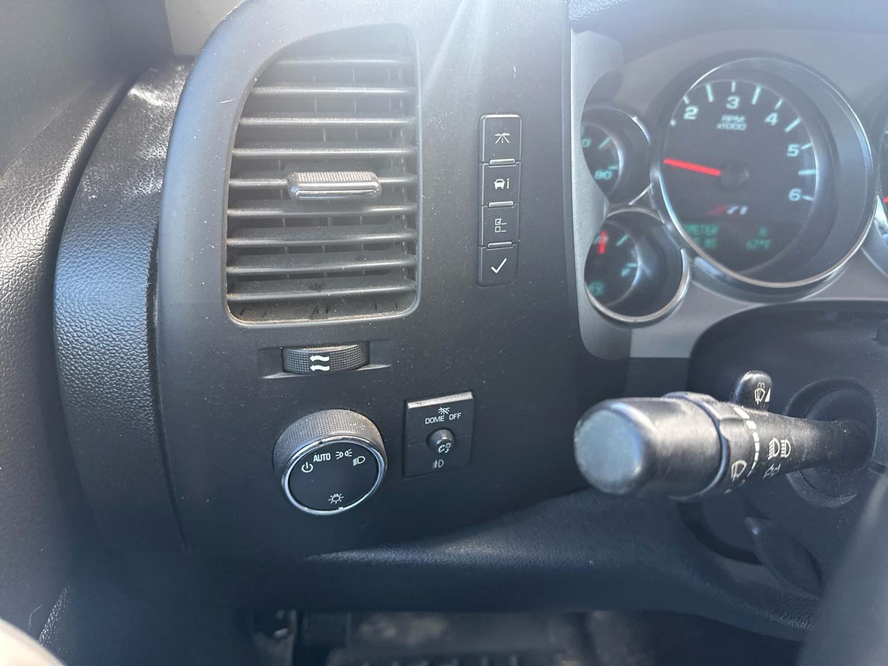 Chevrolet Silverado 1500 LT Crew Cab 4WD 2013