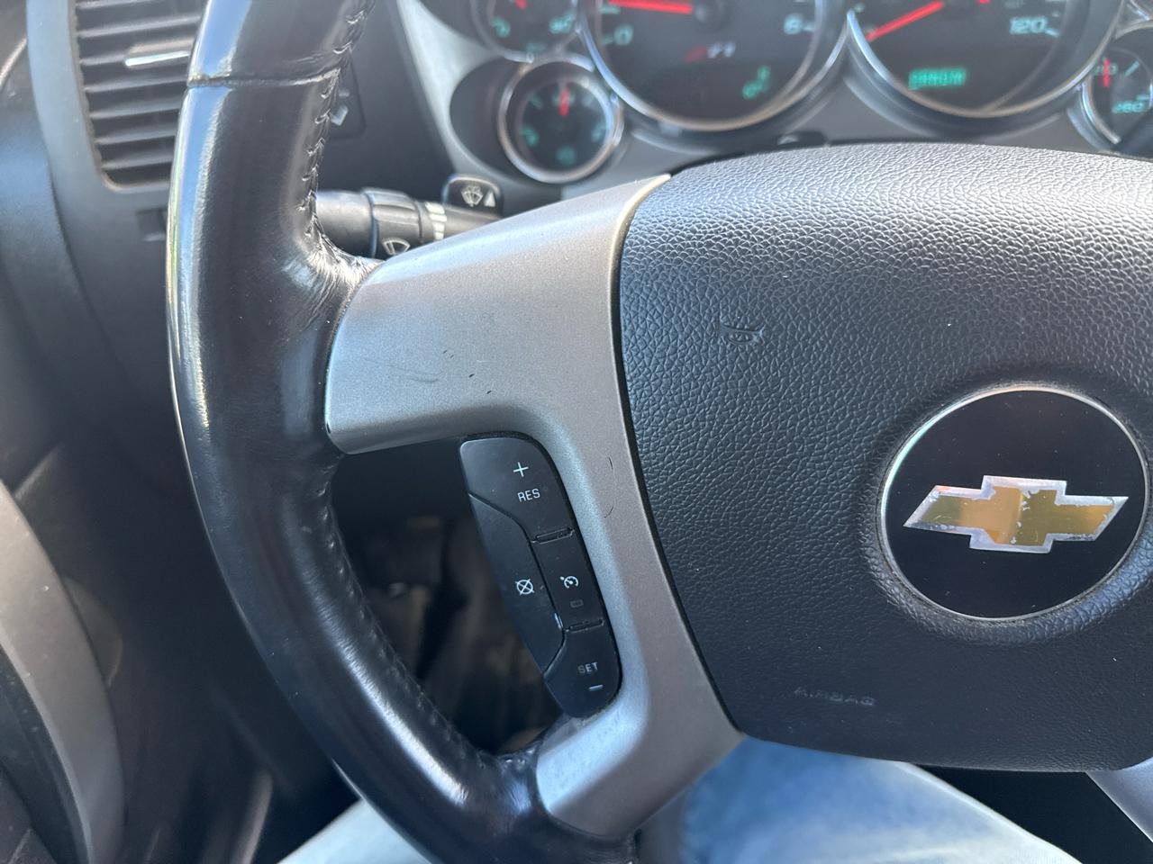 Chevrolet Silverado 1500 LT Crew Cab 4WD 2013