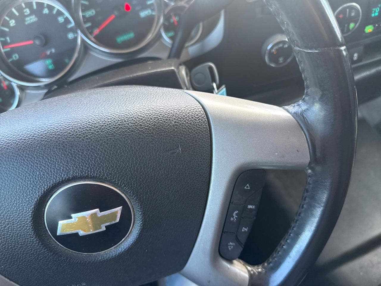 Chevrolet Silverado 1500 LT Crew Cab 4WD 2013