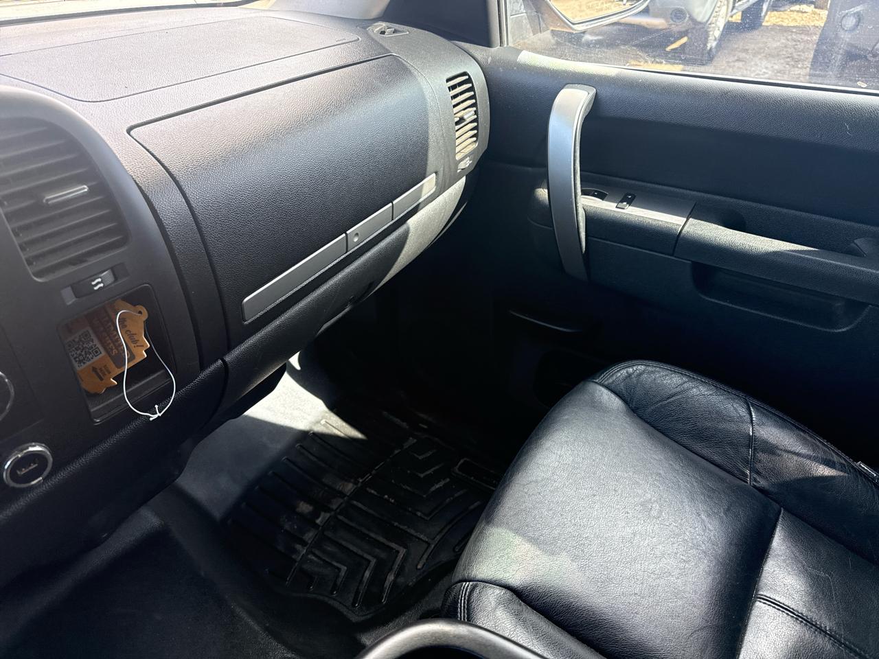 Chevrolet Silverado 1500 LT Crew Cab 4WD 2013