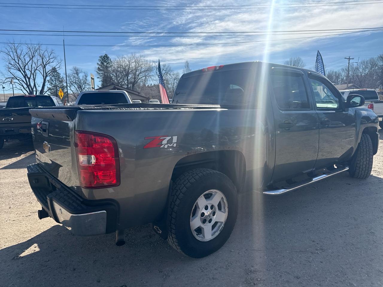 Chevrolet Silverado 1500 LT Crew Cab 4WD 2011