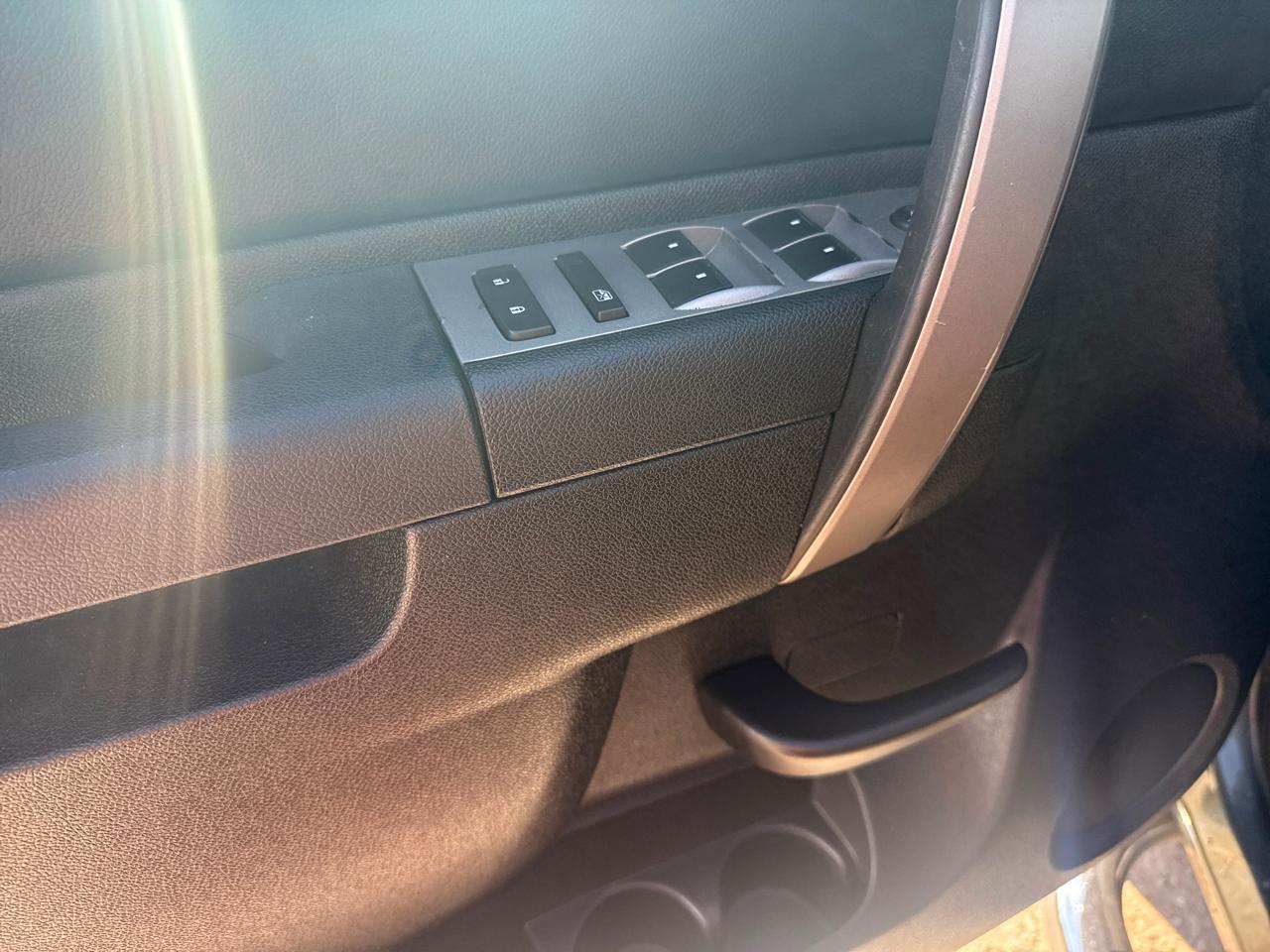 Chevrolet Silverado 1500 LT Crew Cab 4WD 2011