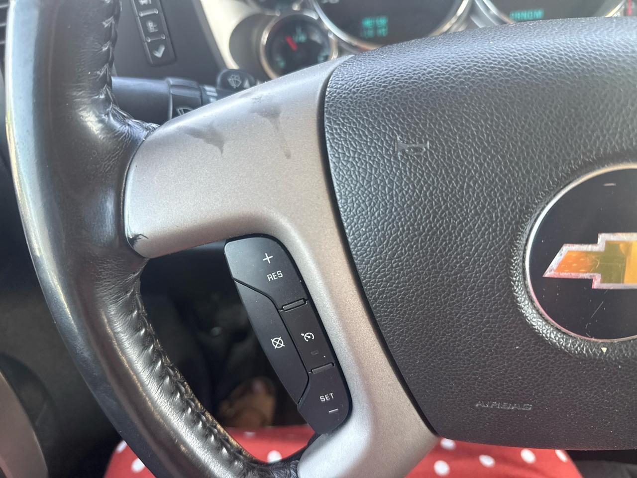 Chevrolet Silverado 1500 LT Crew Cab 4WD 2011