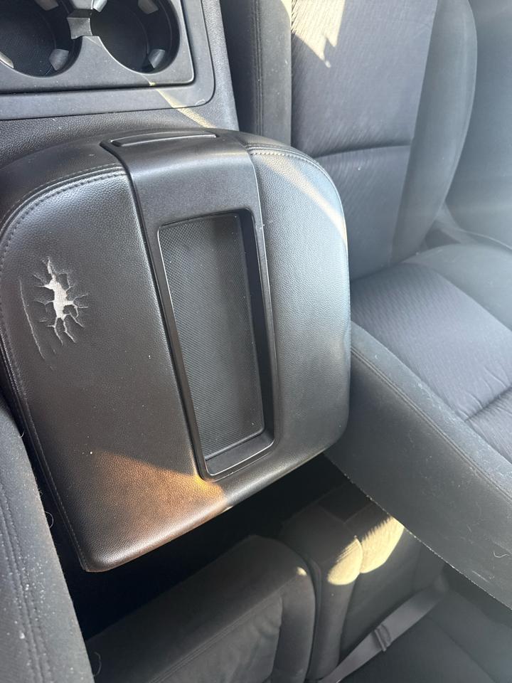 Chevrolet Silverado 1500 LT Crew Cab 4WD 2011