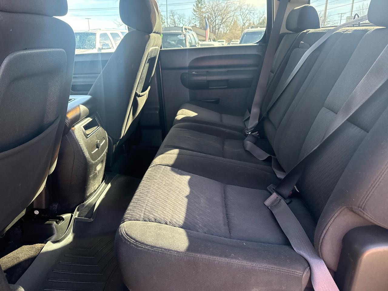 Chevrolet Silverado 1500 LT Crew Cab 4WD 2011