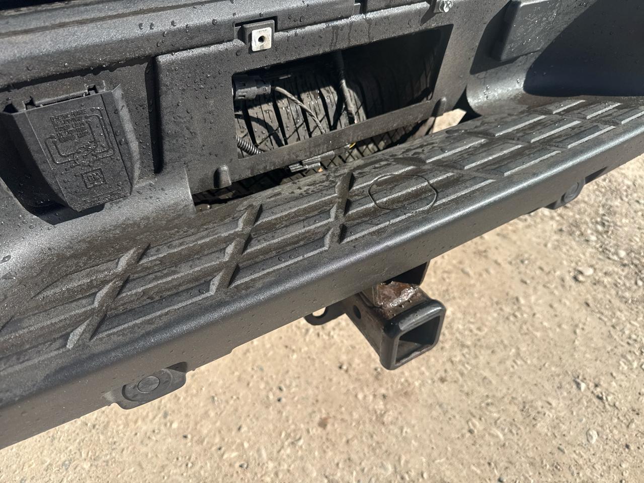 Chevrolet Silverado 1500 LT Crew Cab 4WD 2011