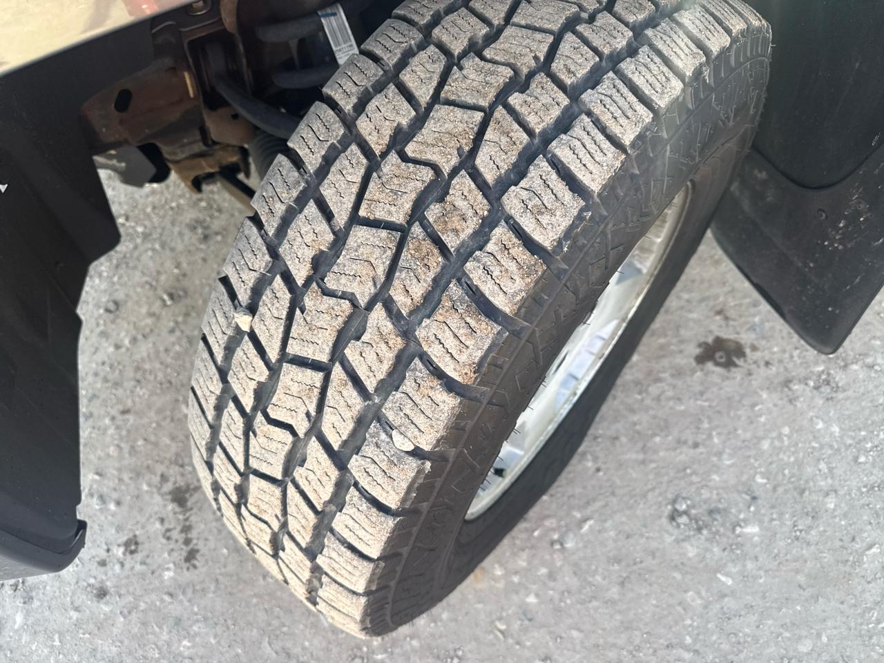 Chevrolet Silverado 1500 LT Crew Cab 4WD 2011